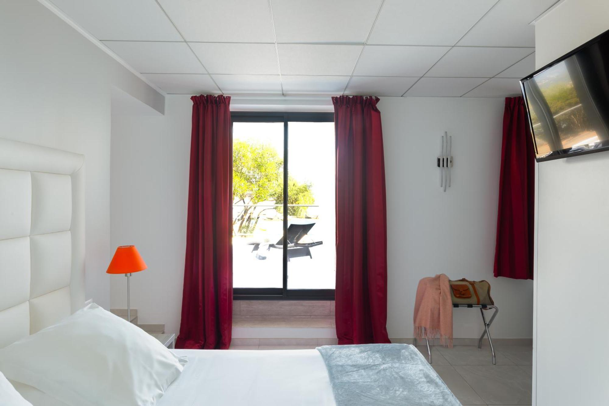 Les Roches Blanches Hotel ปอร์โต-เวคคีโอ ภายนอก รูปภาพ