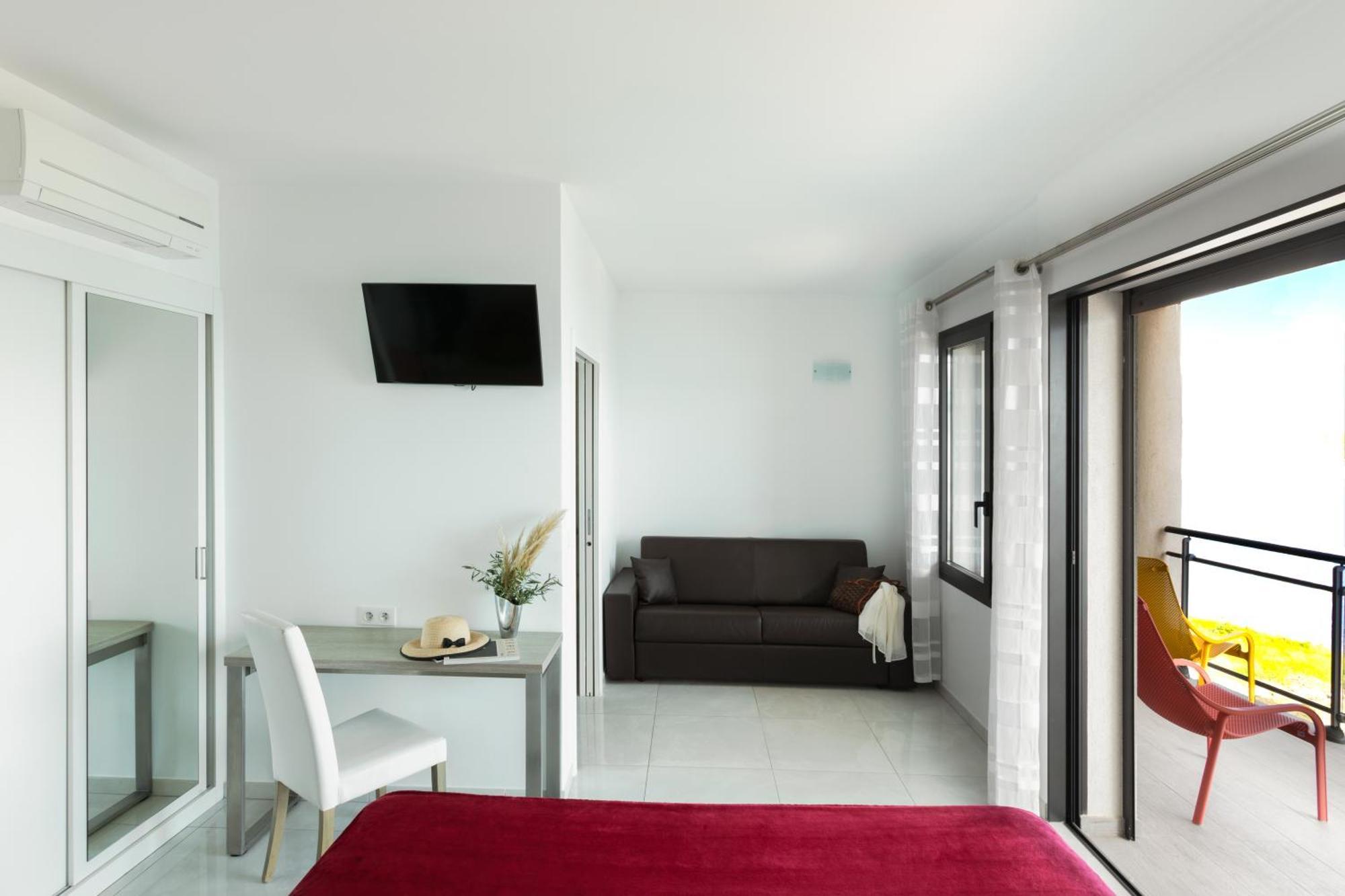 Les Roches Blanches Hotel ปอร์โต-เวคคีโอ ภายนอก รูปภาพ