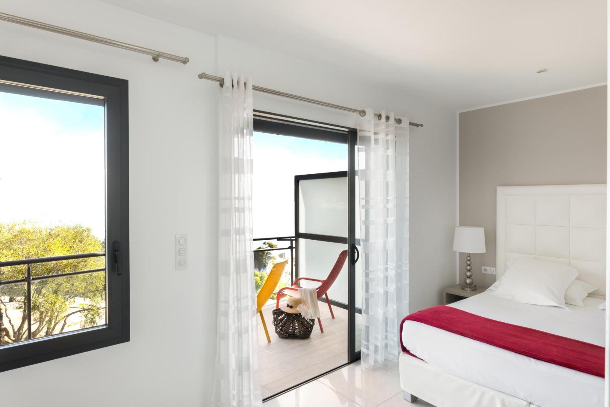 Les Roches Blanches Hotel ปอร์โต-เวคคีโอ ภายนอก รูปภาพ