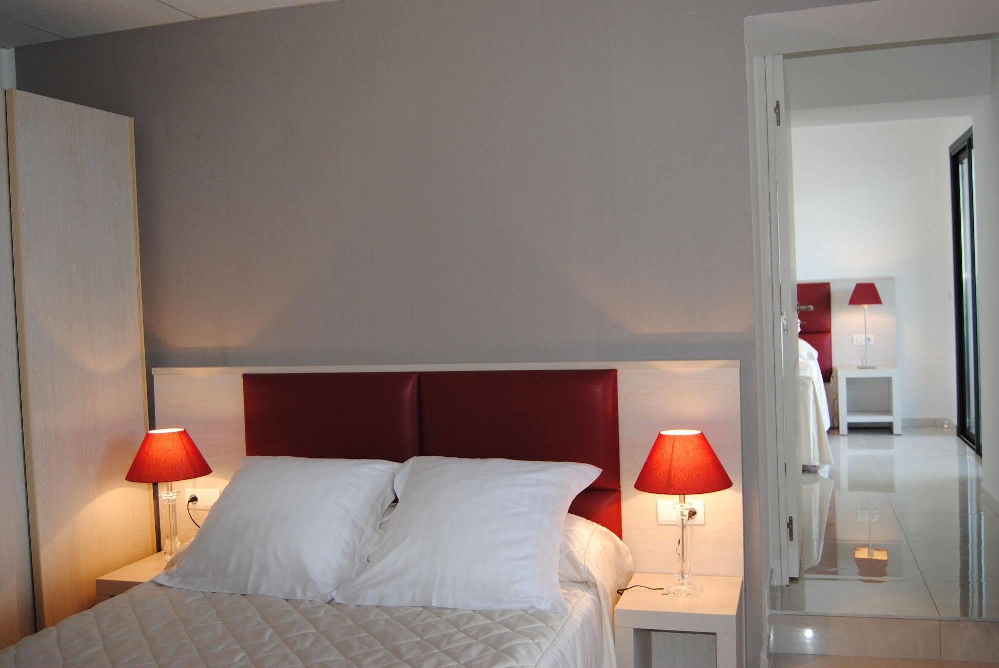 Les Roches Blanches Hotel ปอร์โต-เวคคีโอ ภายนอก รูปภาพ